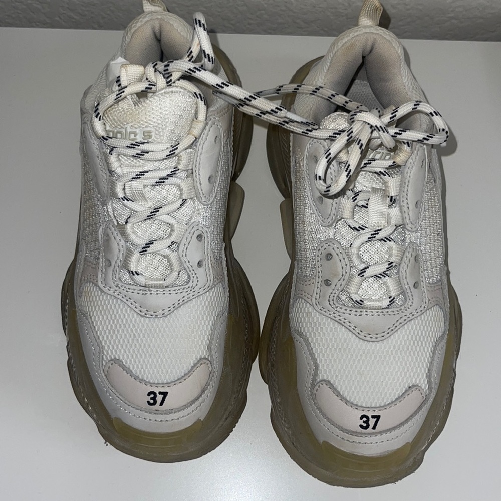 BALENCIAGA
Triple S Clear Sole size 37